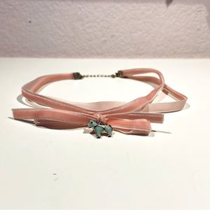 Hot Topic Blackheart Unicorn Pink Velvet Tie Choker